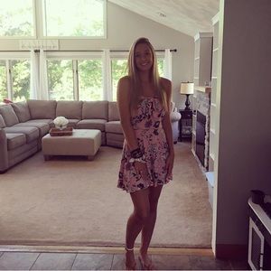 strapless mini dress 💗